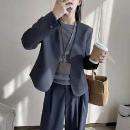 灰色v领长袖西装外套女 秋季2025新款通勤利落小个子气质显瘦西服