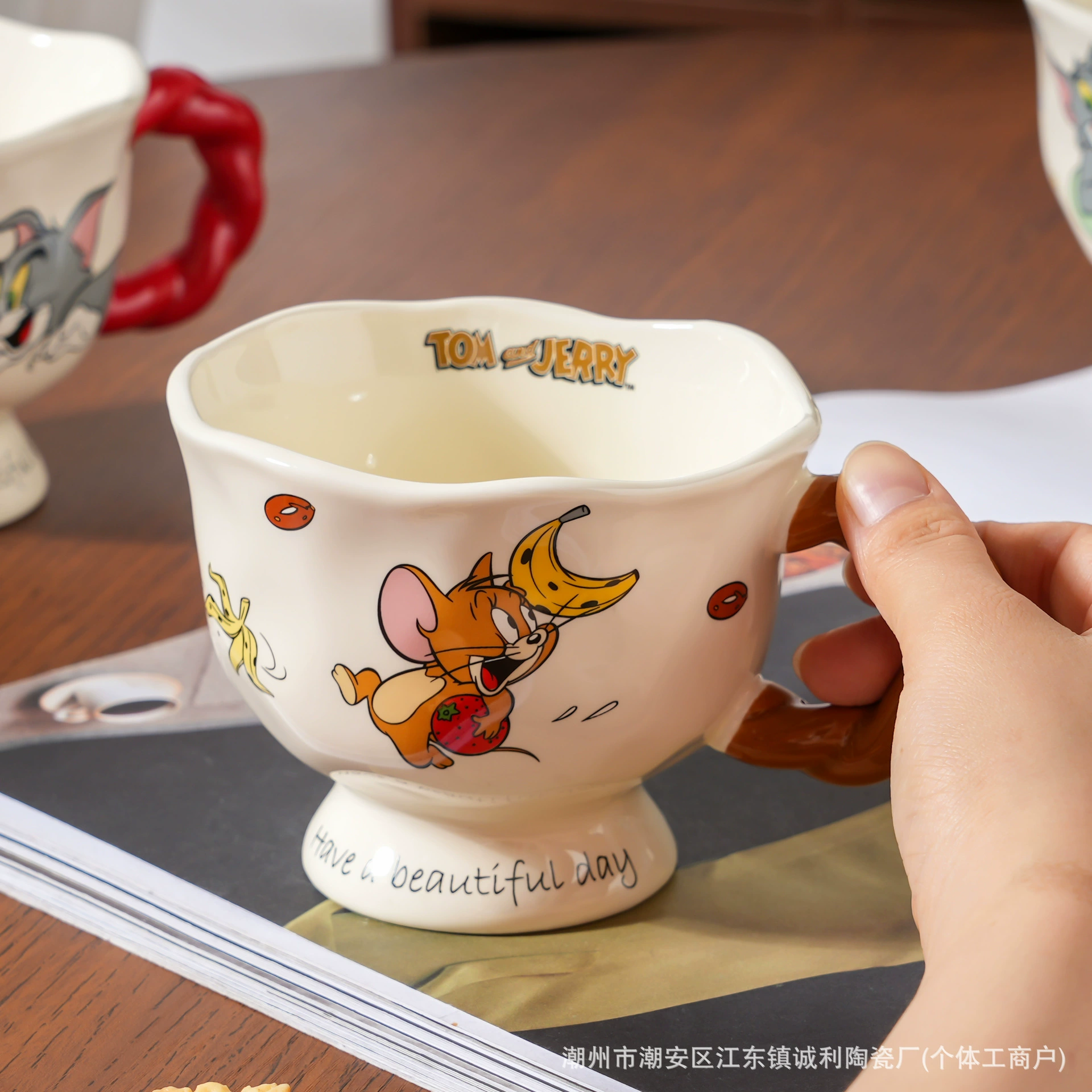 Ceramic Mug (Tom & Jerry), 360 ml, Retro Footed Design with Colored Handle