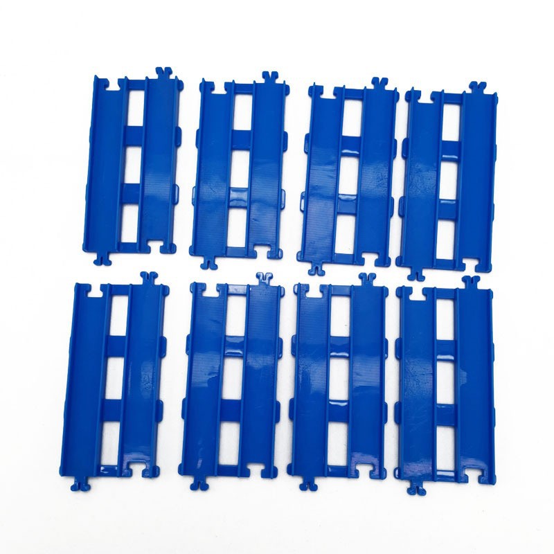 8개의 직선 트랙