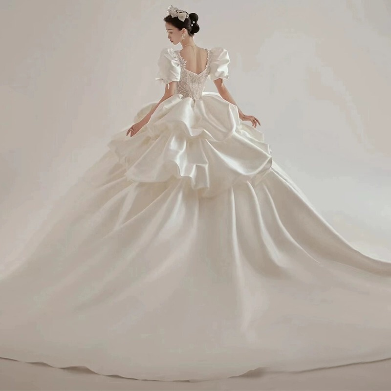 High-End Satin Wedding Dress for Brides 2026 New Style Runaway Princess Petite Pregnant Women Plus Size Heavy-Duty Reception Gown