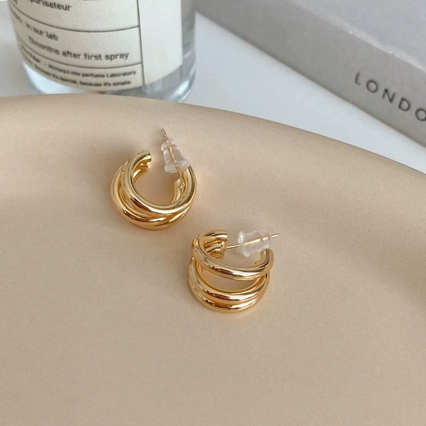 Gold-plated (stud earrings)