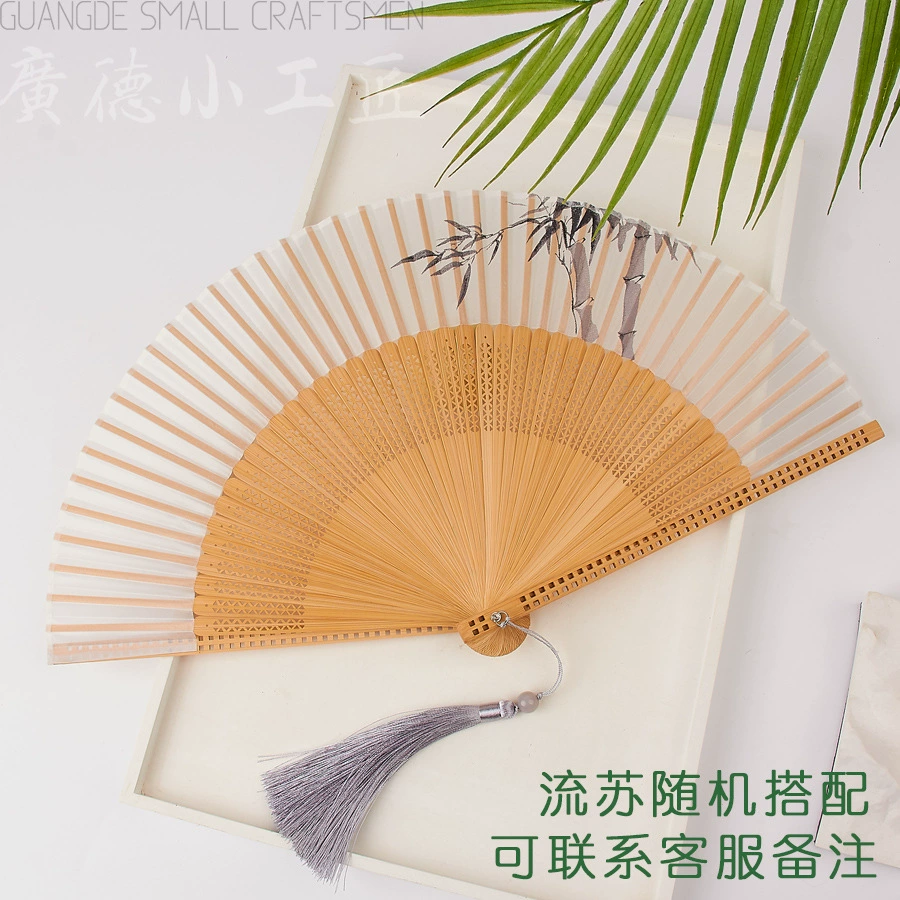 Round Handheld Fan, Chinese Style Hanfu/Cheongsam, Bamboo Ribs with Tassel, Lightweight 0.035 kg