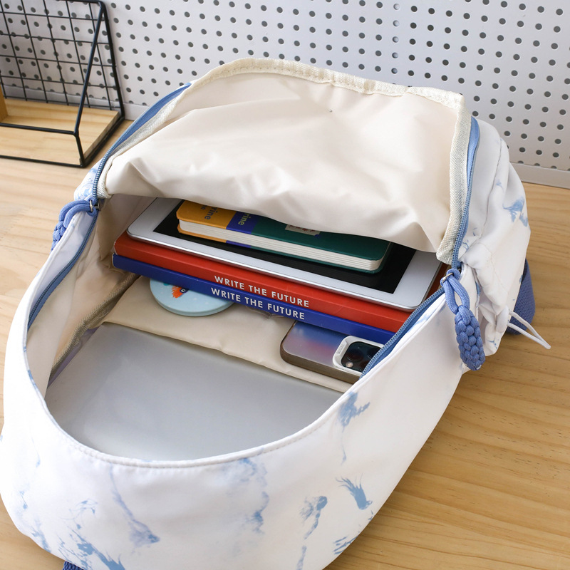 Nueva mochila de niña fresca y dulce, mochila de estudiante simple de gran capacidad, impresión de teñido anudado, mochila literaria de estilo nacional