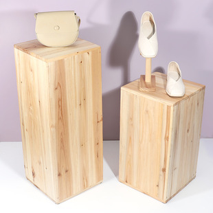 Creative log Zhongdao table display table clothing store shoe bag display stand floor display stand women's clothing store window display stand