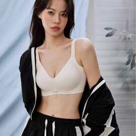 奥C A17#裸感无痕美背排扣式内衣36-40 舒适亲肤尾货文胸批发特卖