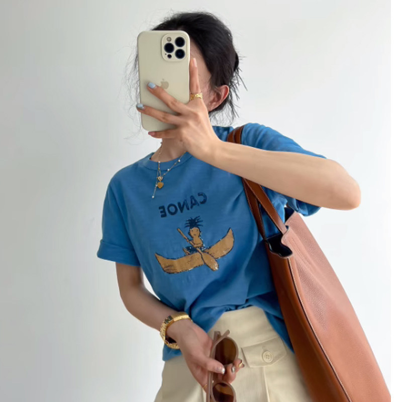 Japanese Niche Luxury Brand~A Blue Color That Really Makes Your Skin Look Fairer! Available at Boutique Stores. Bamboo Cotton Short-Sleeve T-Shirt for Women