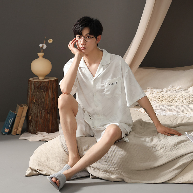 02G33783 남성