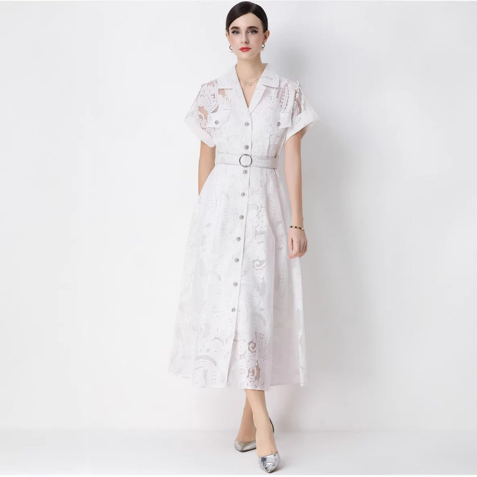 Đầm maxi nữ ren thêu hoa cổ vest cài cúc thắt eo dáng dài thanh lịch — xanh lam, màu trắng, màu vàng