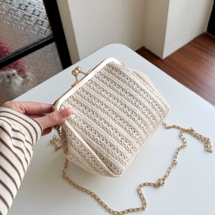 �羳���QŮ�����L�ÿ��İ����U�վ��������Ŀ�ٴ�Ůͨ���ϰ�����