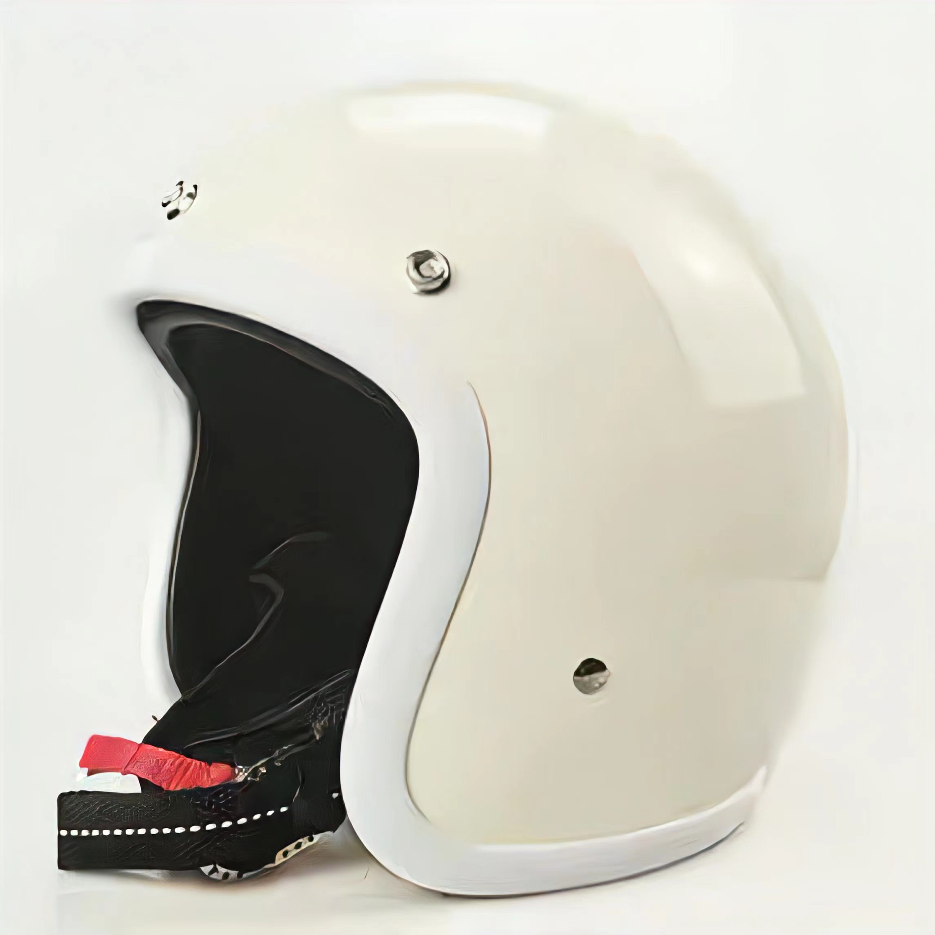 흰색 가장자리가있는 밀크 화이트