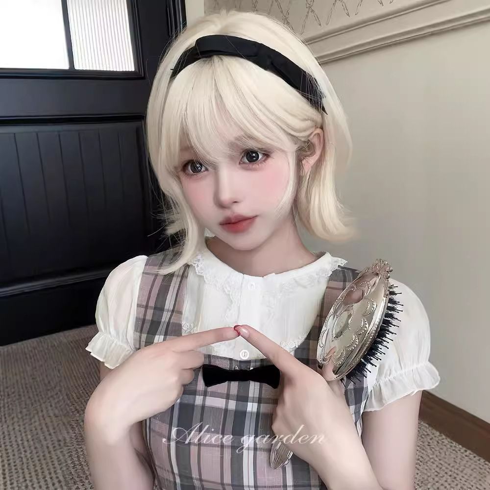 Platinum hair mesh