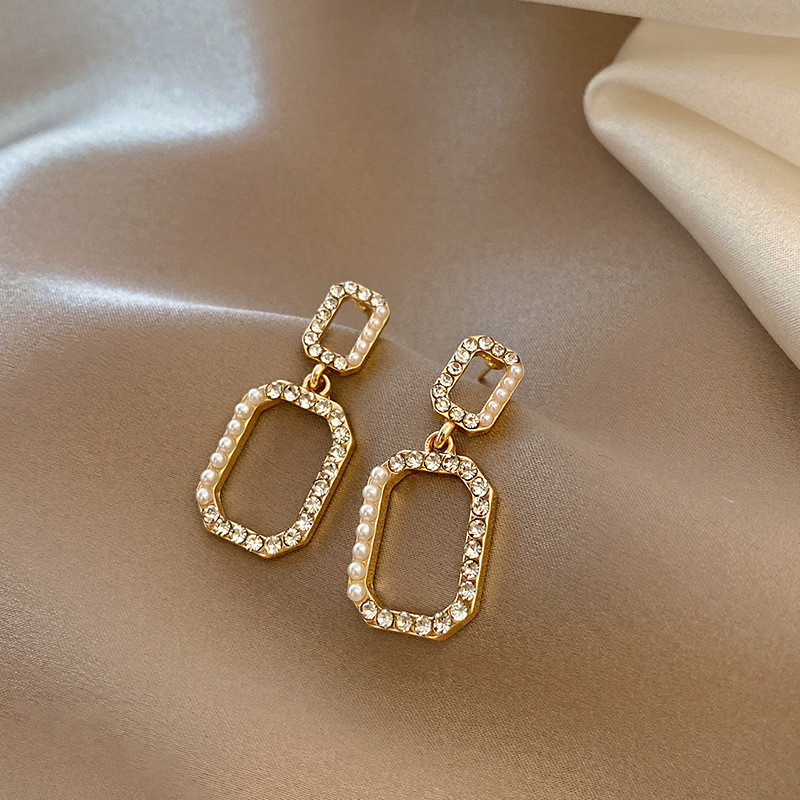 Light luxury diamond-studded earrings sq...