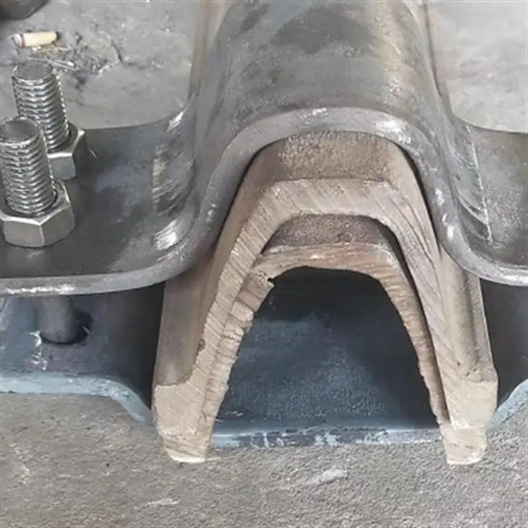 Cable de acero en forma de U fácil de instalar y operar Cable de acero en forma de U fuerte y duradero Cable de acero en forma de U para minería