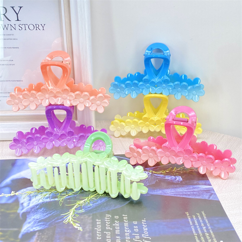 Nuevo color brillante gradiente cuadrado grande pequeño y mediano tamaño horquilla clip de la cabeza de la espalda de las mujeres dos yuanes tienda de accesorios de cabeza