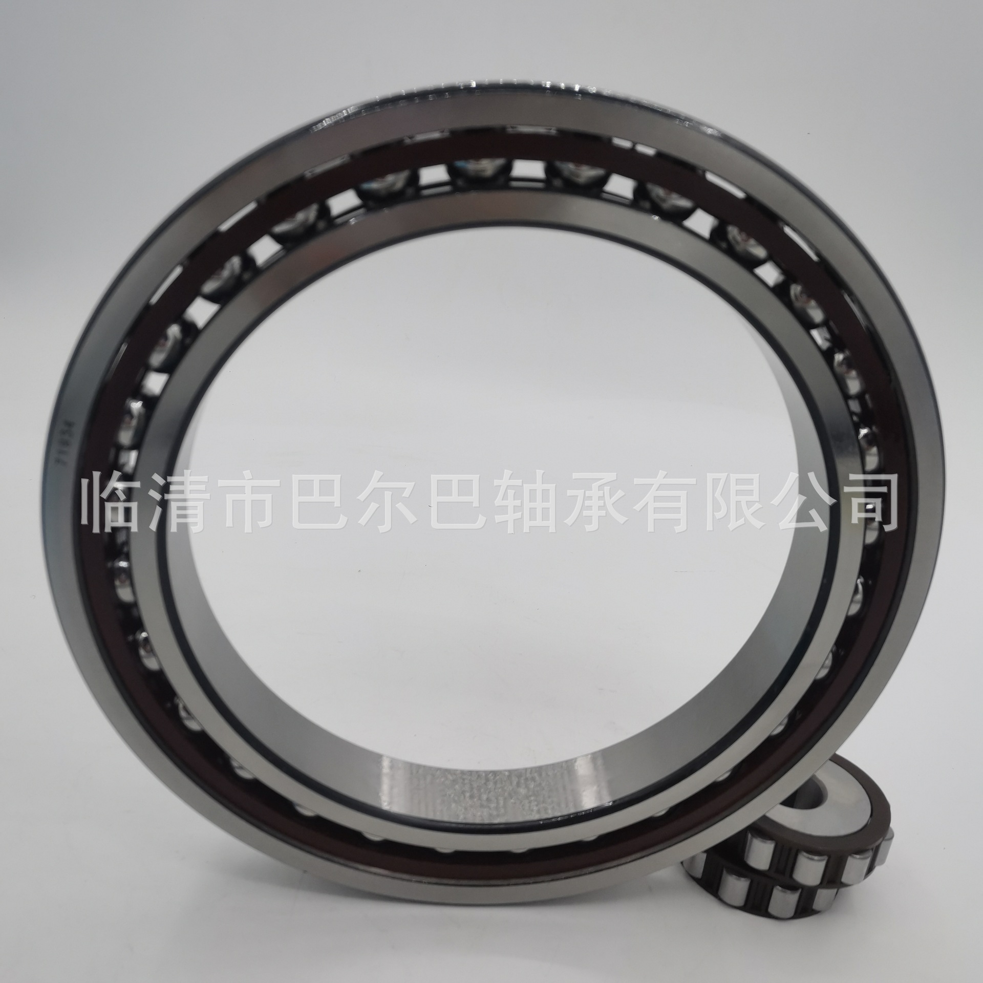 大量供应滚子轴承  滚动轴承7602040TNI 滚珠丝杠轴承BSA208