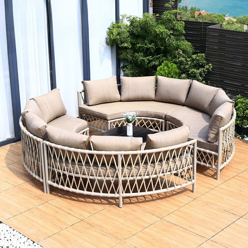 Nordic-style outdoor wicker sofa set, suitable for villas, gardens, courtyards, and outdoor spaces; round wicker chairs, ideal for guesthouses and outdoor areas; curved furniture