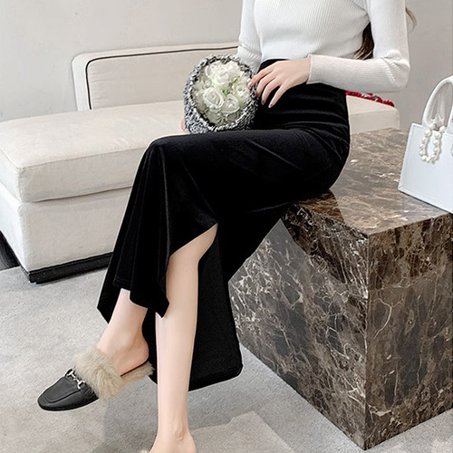 New Velvet Half-Body Skirt Spring and Autumn New Side Slit Skirt High-Waisted French Retro Slimming Bustle One-Step Skirt