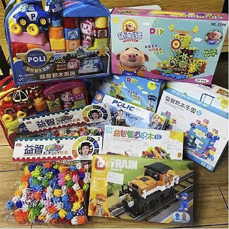 地摊称斤玩具批发