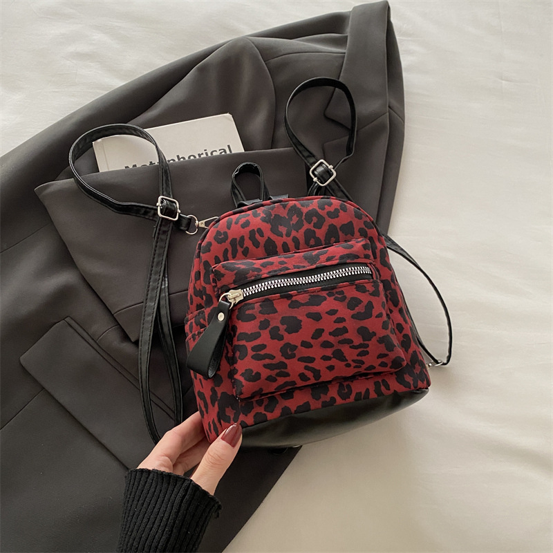 2024 nuevo estilo coreano de moda leopardo mochila de mano europea y americana retro bolso de hombro de mujer mini mochila