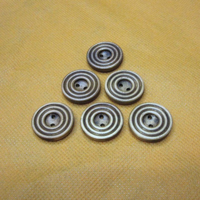 厂家直供木纽扣木珠木棒木圈木纽扣木扣木块木球木夹子