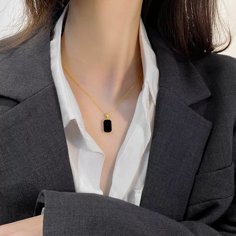 方牌复古项链女2021年新款高级感锁ins骨链女简约气质百搭毛衣链