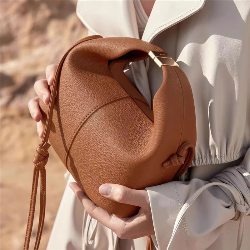 Umhängetasche, neue Dumpling-Lunchtasche aus echtem Leder in Top-Qualität, High-End-Crossbody-Handtasche im Nischendesign, Cloud-Tasche, Lunchbox-Tasche._voghion.com