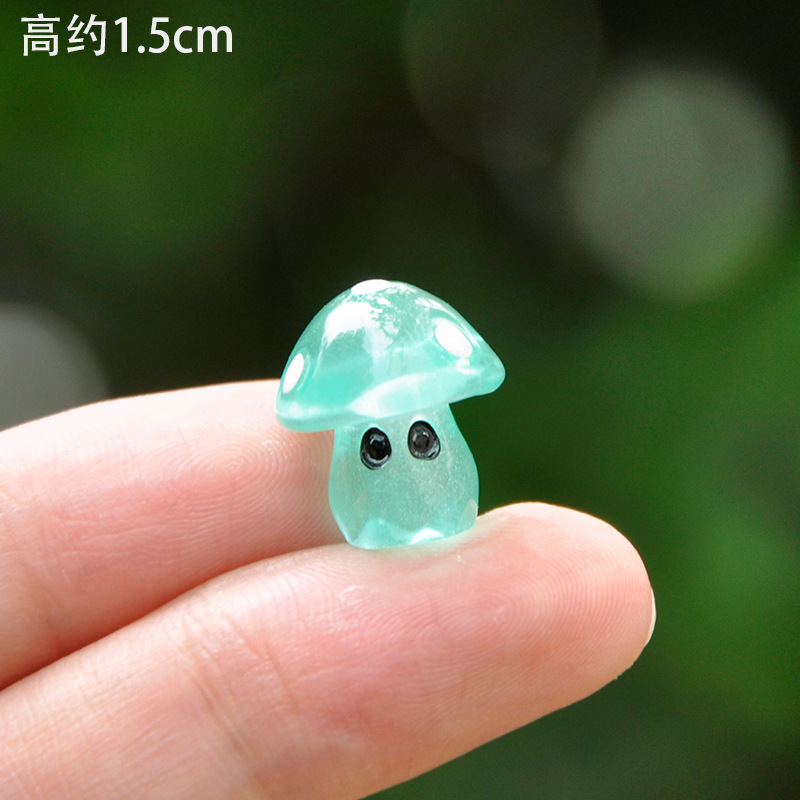 Nuevo mini resina luminosa seta pequeño modelo creativo lindo ojos colorido pequeño seta micro paisaje decoraciones