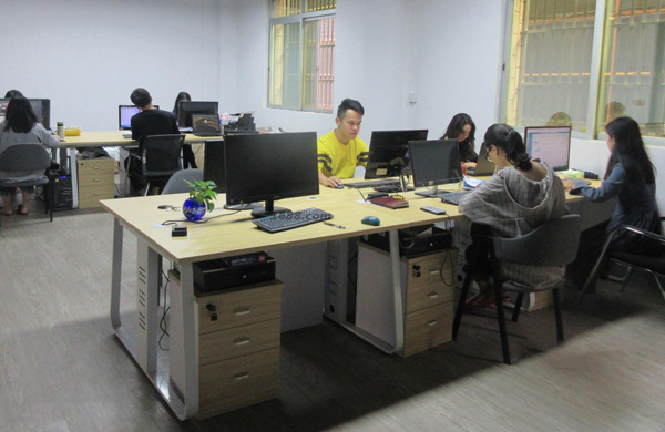 Office 600<i></i>x390