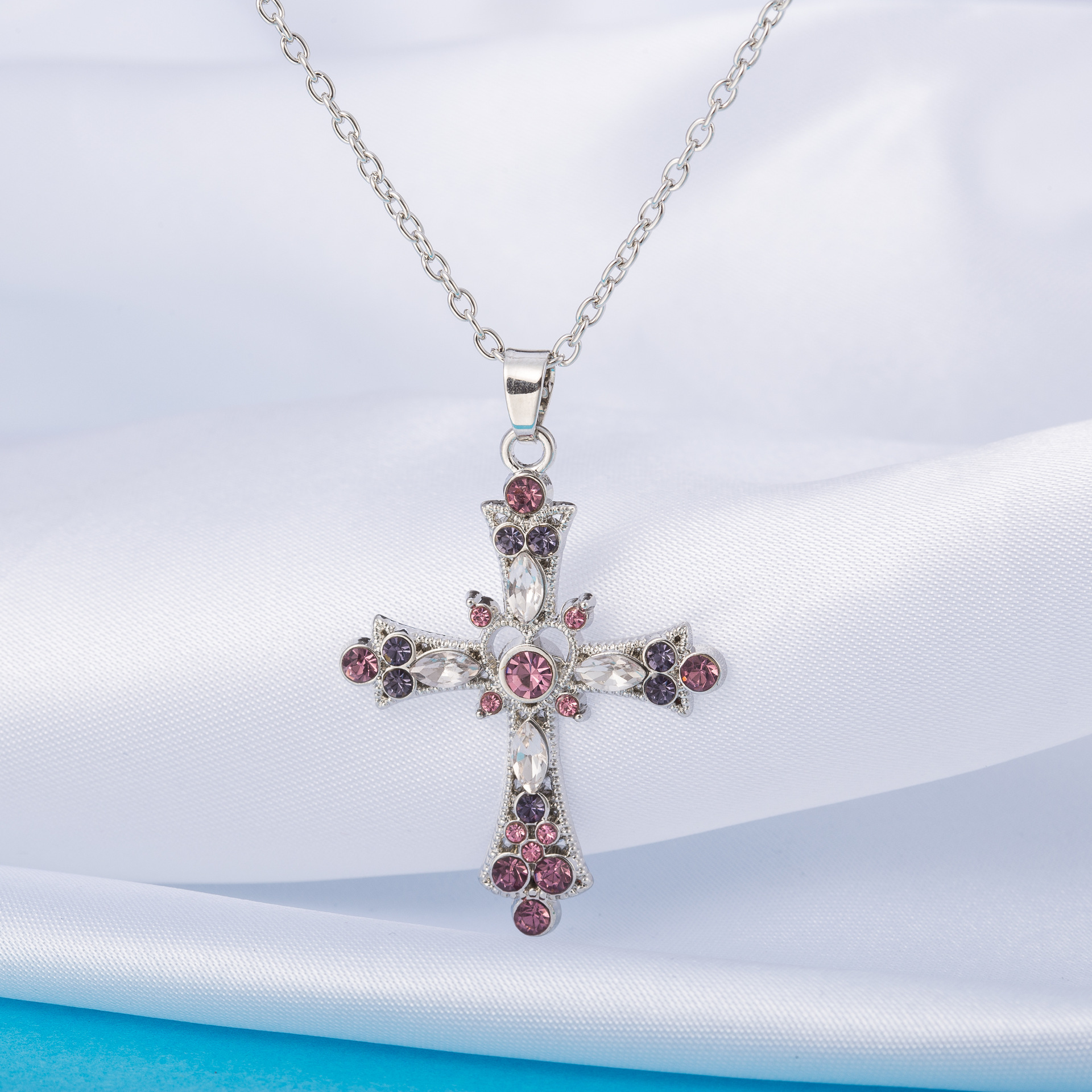 1 Piece Fashion Cross Artificial Crystal Titanium Steel Inlay Zircon Womenu0027S Pendant Necklace