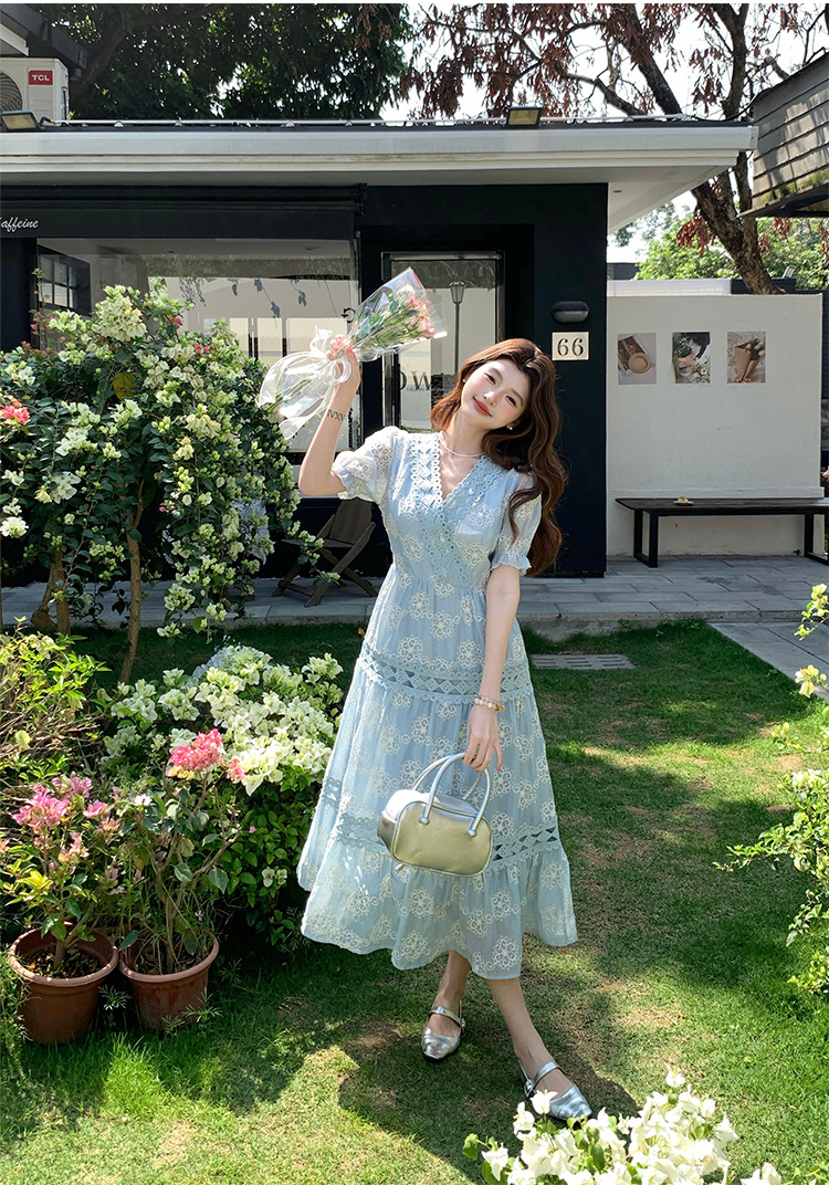 Đầm maxi nữ tay bồng ren hoa V cut-out phong cách Pháp cung đình — xanh lam, màu hồng, màu mơ chi tiết 25