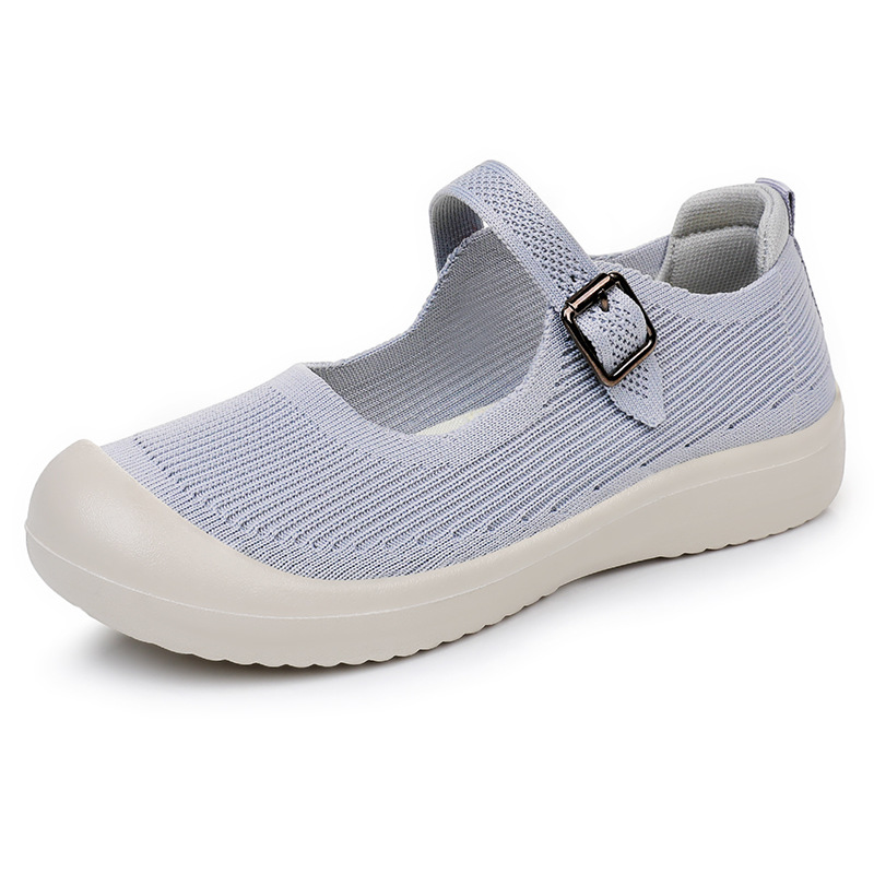 Zapatos de mujer todo-fósforo verano nuevo estilo hebilla viejos zapatos de tela de Beijing mujer volando tejido transpirable zapatos casuales moda zapatos individuales