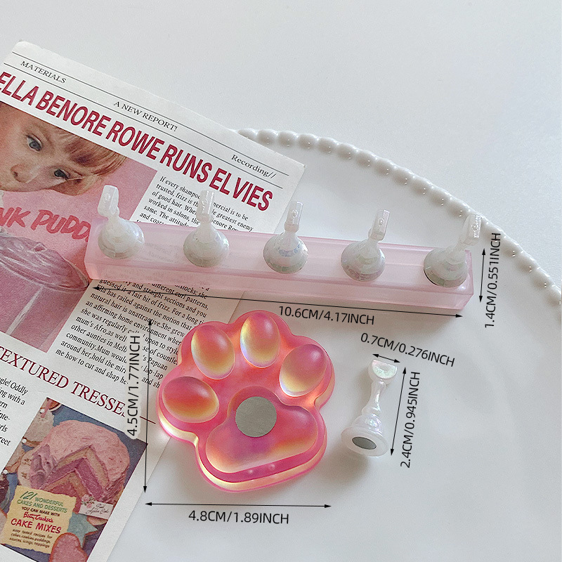 Soporte magnético para práctica de uñas con tiras largas de gelatina de color mocha, herramienta artesanal transfronteriza de color claro.