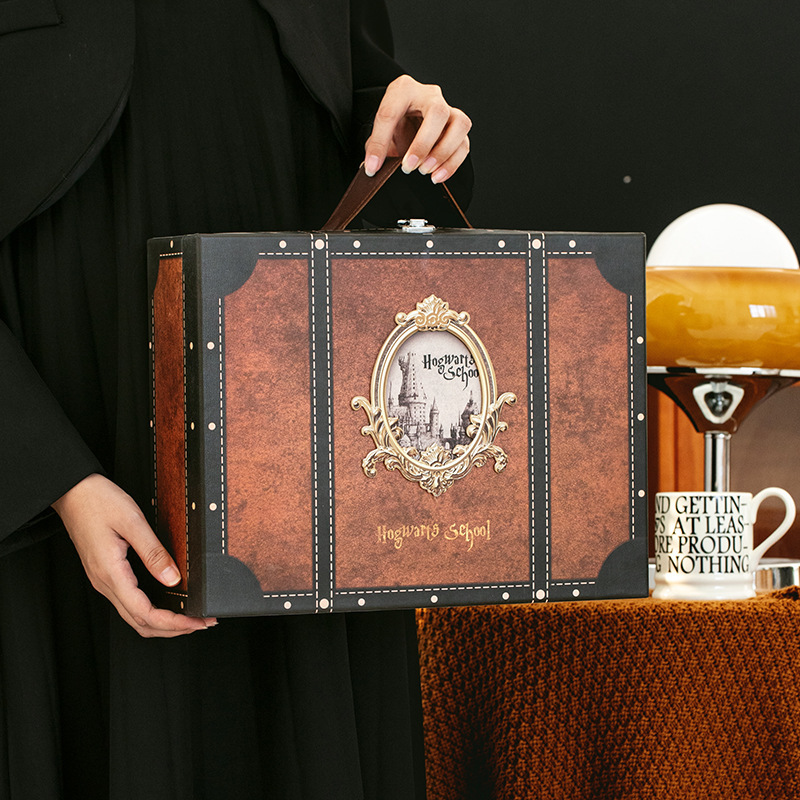 Retro Nostalgic European-style Harry Potter Suitcase Gift Box Large Photography Props Storage Box Antique Packaging Box Retro Nostalgic European-style Harry Potter Suitcase Gift Box Large Photography Props Storage Box Antique Packaging Box