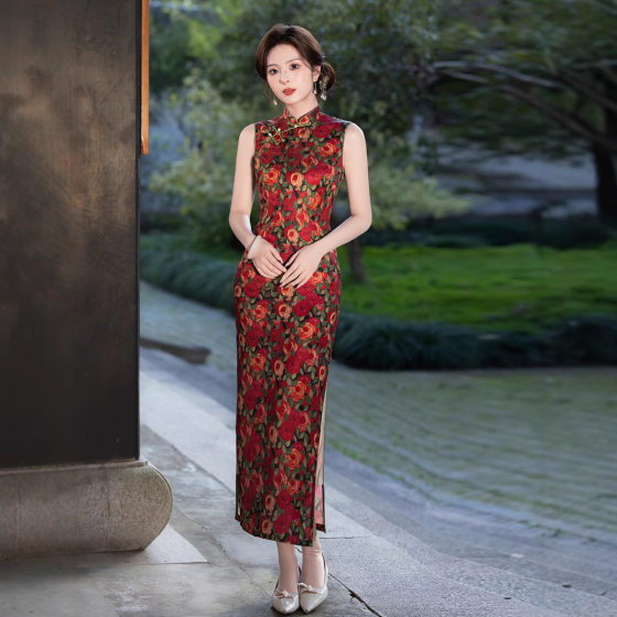 Hua Ying Mei Yun Sleeveless Young High-end Floral Cheongsam 2025 Spring New Chinese Style Daily dress Slim Fit