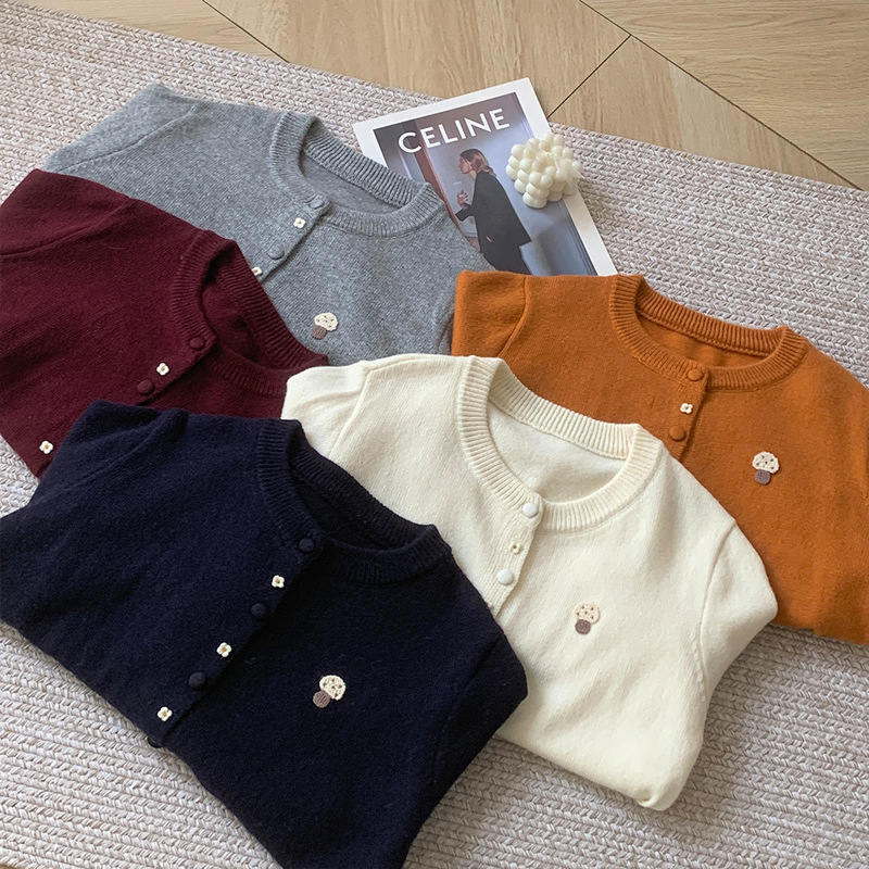 Korean Style Mushroom Embroidered Button Round Neck Single-Breasted Long-Sleeved Knitted Cardigan Women's Versatile Age-Reducing Sweater Jacket Top