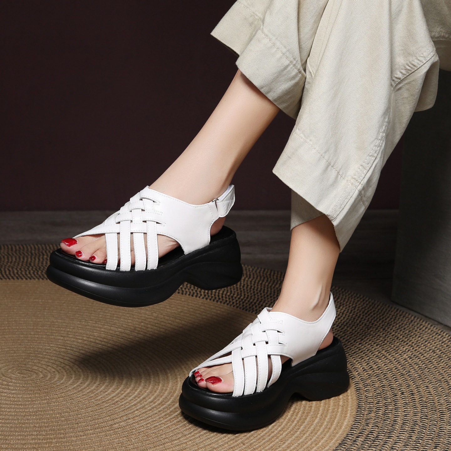 小个子凉鞋2025夏季新款英伦复古头层牛皮厚底粗跟罗马休闲凉鞋