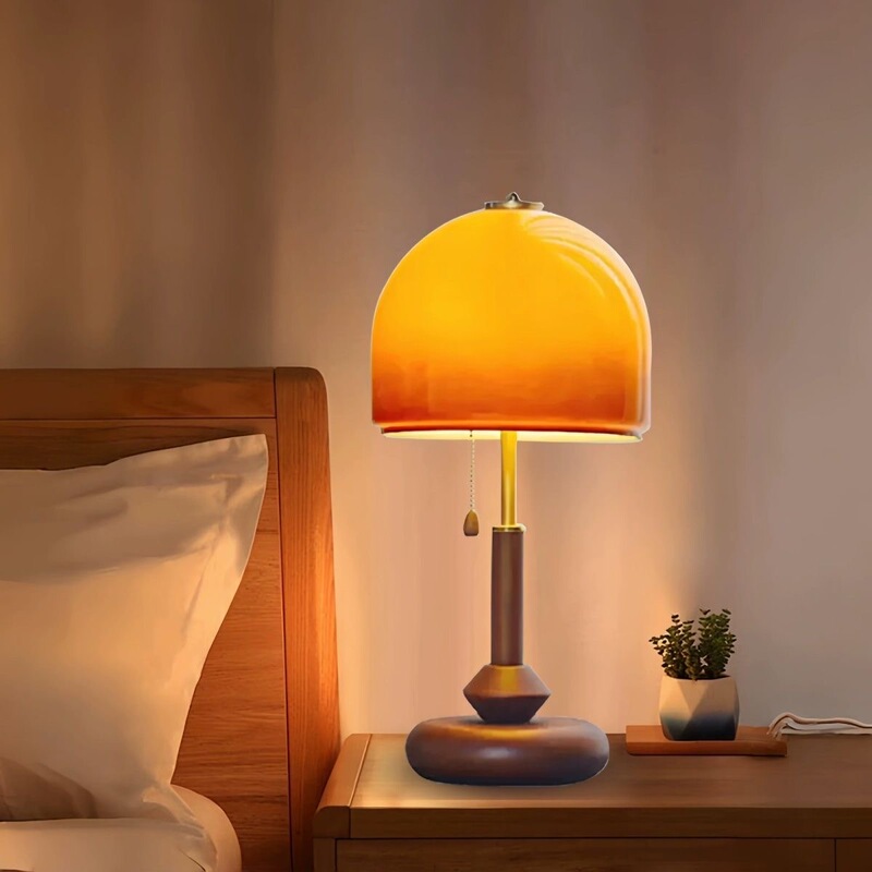 Internet Celebrity Vintage Table Lamp Retro Walnut Color Sunset Yellow Glass Decorative Table Lamp American Bedroom Bedside Creative Lamp