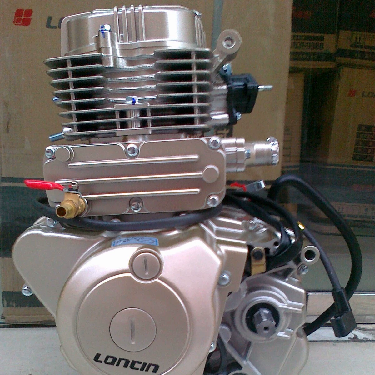 [Longxin Loncin] одноцилиндровый двигатель для трехколесного мотоцикла 175cc/200cc, воздушно-водяного охлаждения