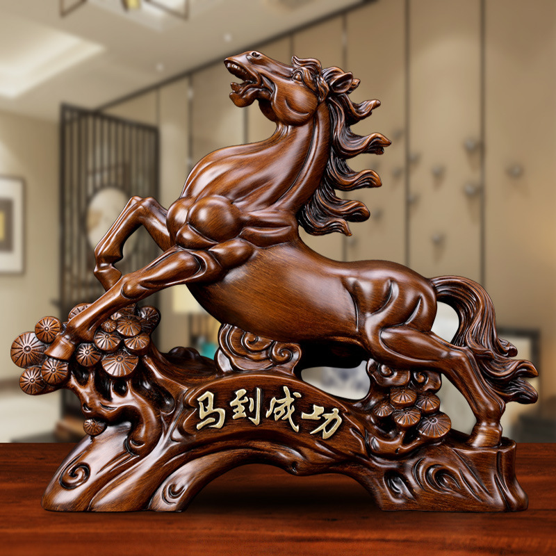 Factory wholesale Chinese horse to success resin crafts ornaments home decoration in stock craft gifts Zodiac horse