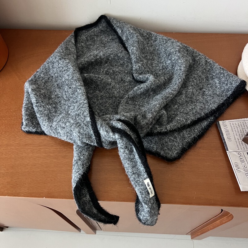 Korean Autumn and Winter New Thickened High-End Triangle Scarf for Women Versatile Color-Blocking Warm Shawl Multi-Purpose Scarf Neck Warmer