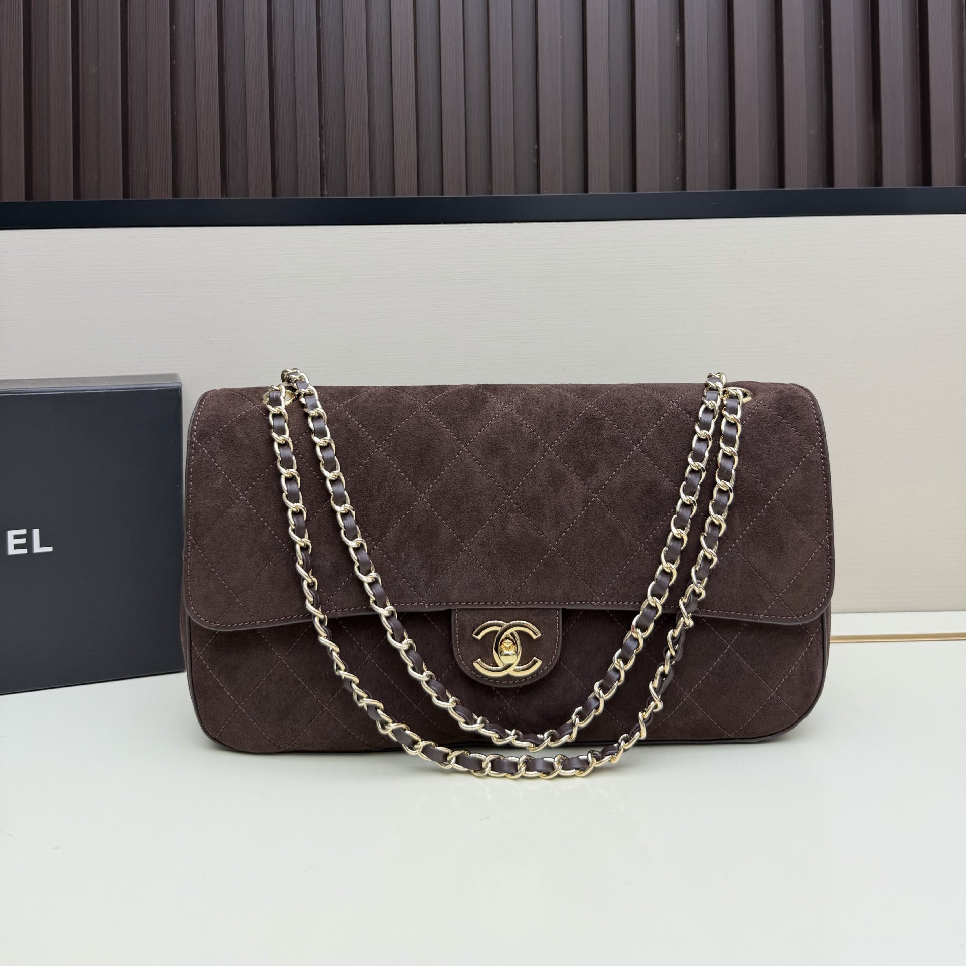 Chanel üslubunda kiçik çiyin çantası, kaviar dəri, zəncirli