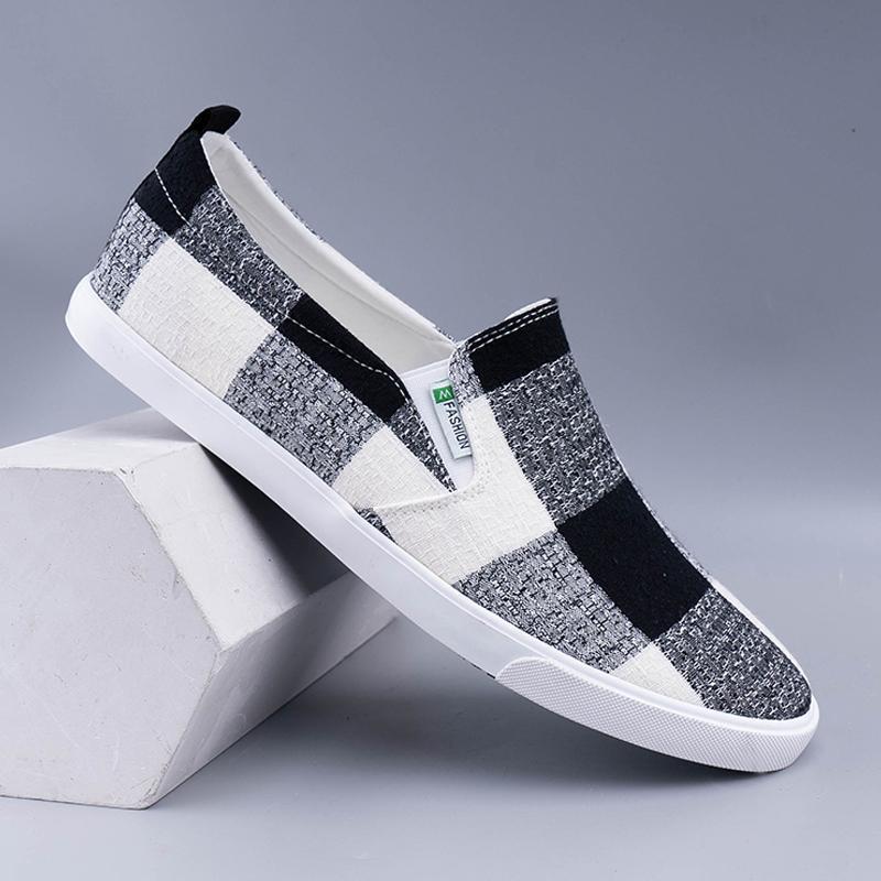 Northern Frontier Wolf Men's Shoes Spring Fashion Plaid Canvas Shoes Men's Slip-On Breathable Loafers Youth Trend Linen