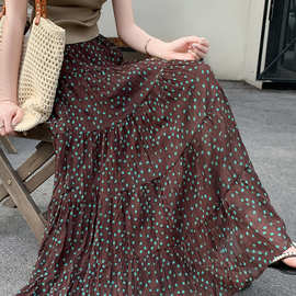 碎花蛋糕半身裙女夏季新款褶皱飘逸长裙高腰大裙摆字雪纺裙
