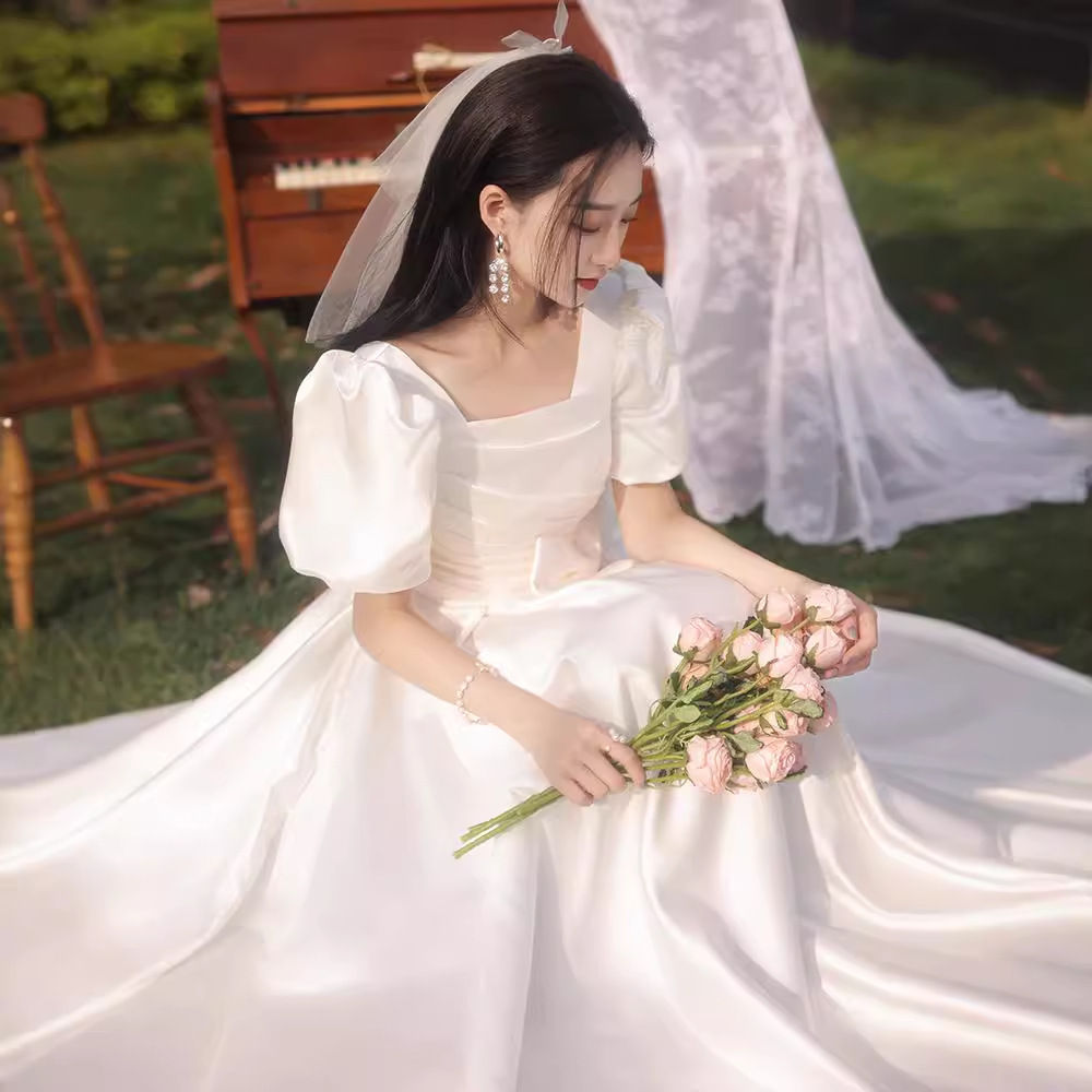 Vestido de noche blanco de las mujeres con certificado de registro vestido de compromiso de banquete de verano vestido blanco de satén francés vestido de boda ligero