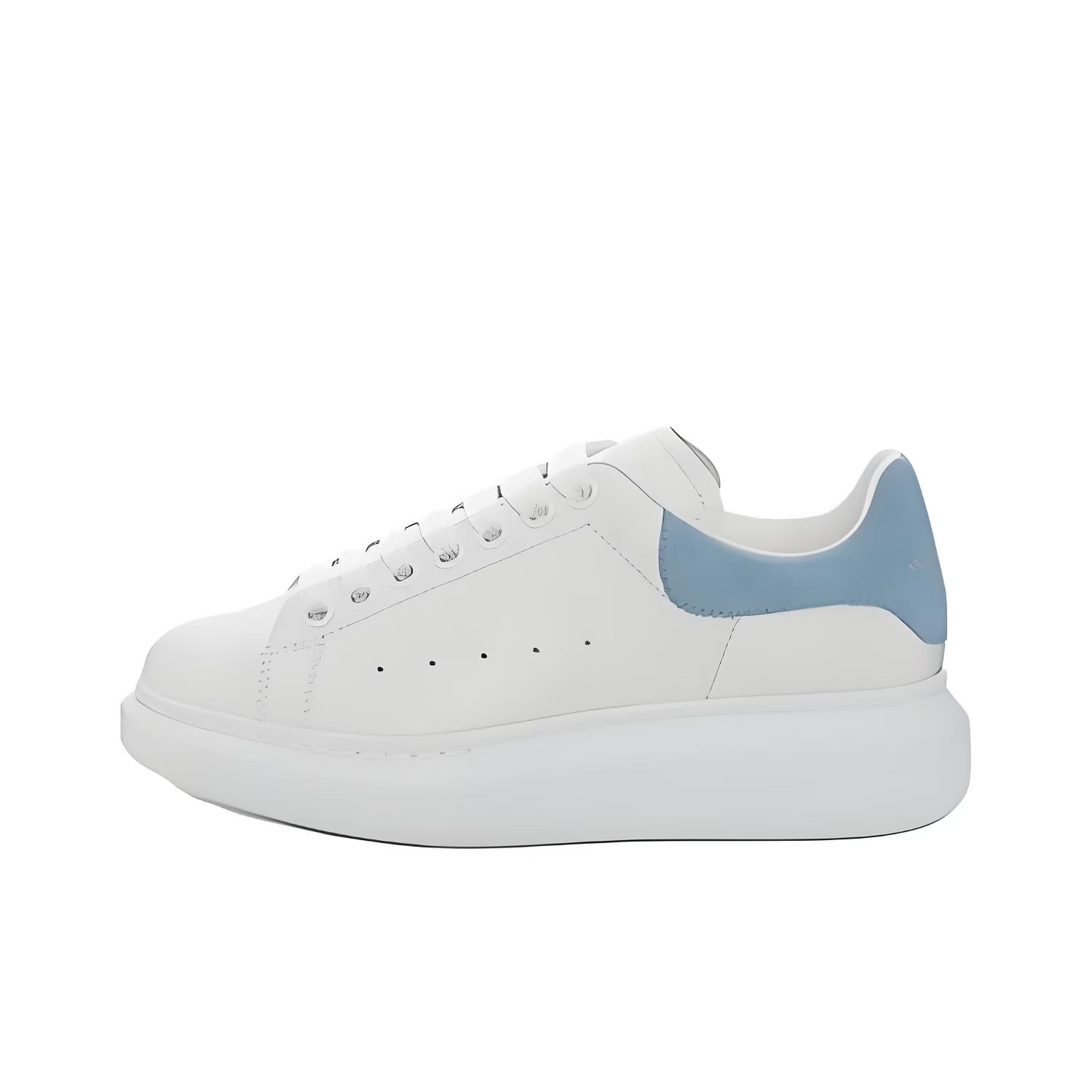 Light blue tail / 36
