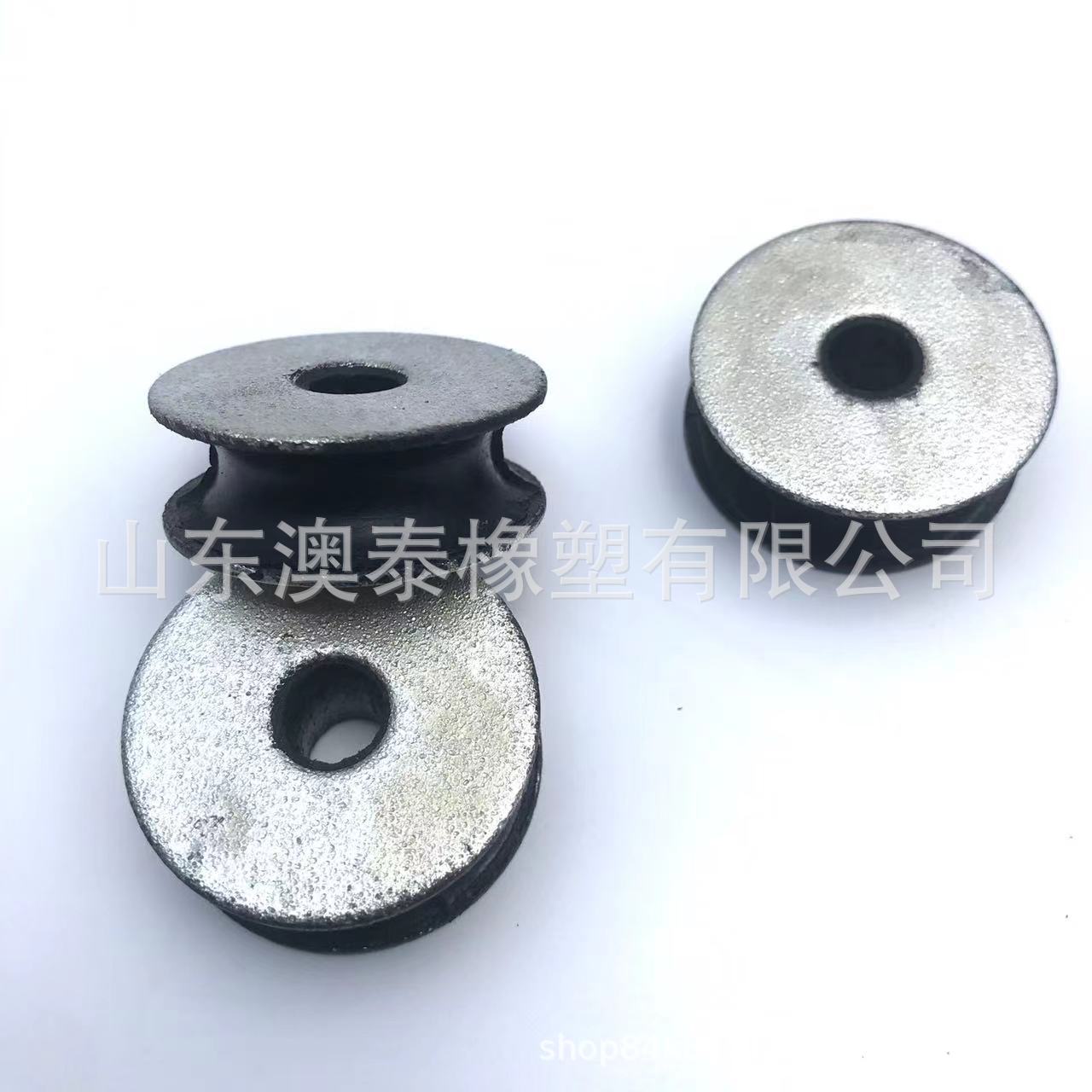 山东橡塑厂家销售 40mm发动机防震垫 马达防震橡胶脚垫 橡胶垫脚