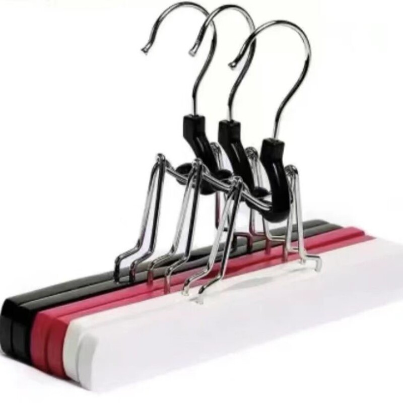 Non-Woven Fabric Hangers with Wooden Hangers, Practical and Useful Items, Non-Marking Skirt Clips for Clothing Stores, Modern and Simple Wig Clips