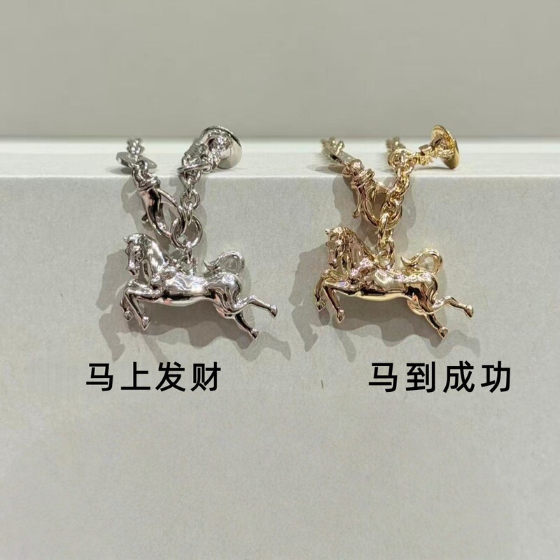 【Instant Success】Queen Mother's Year of the Horse Limited Edition Pegasus Pendant Necklace, Get Rich Instantly Necklace, Directly from the Manufacturer