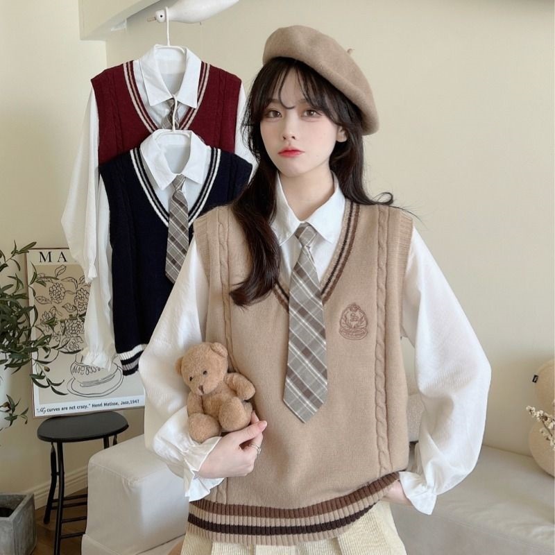 (2개) 봄 가을과 겨울 대학 스타일 새로운 JK 니트 V-NECK 배지 조끼 학생 스웨터 셔츠 투피스 세트