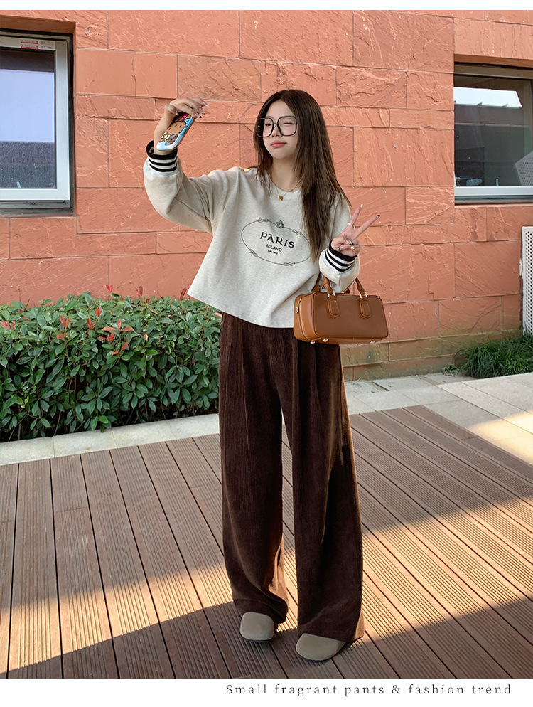 1192 светло-каннабисный серый